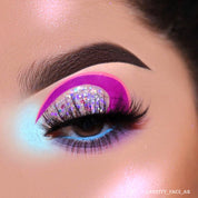 A8 3D faux mink eyelashes on model