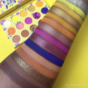 Kara Beauty's Never Ending Paradise 15-Shades Multi-Finish Eyeshadow Palette - Swatches