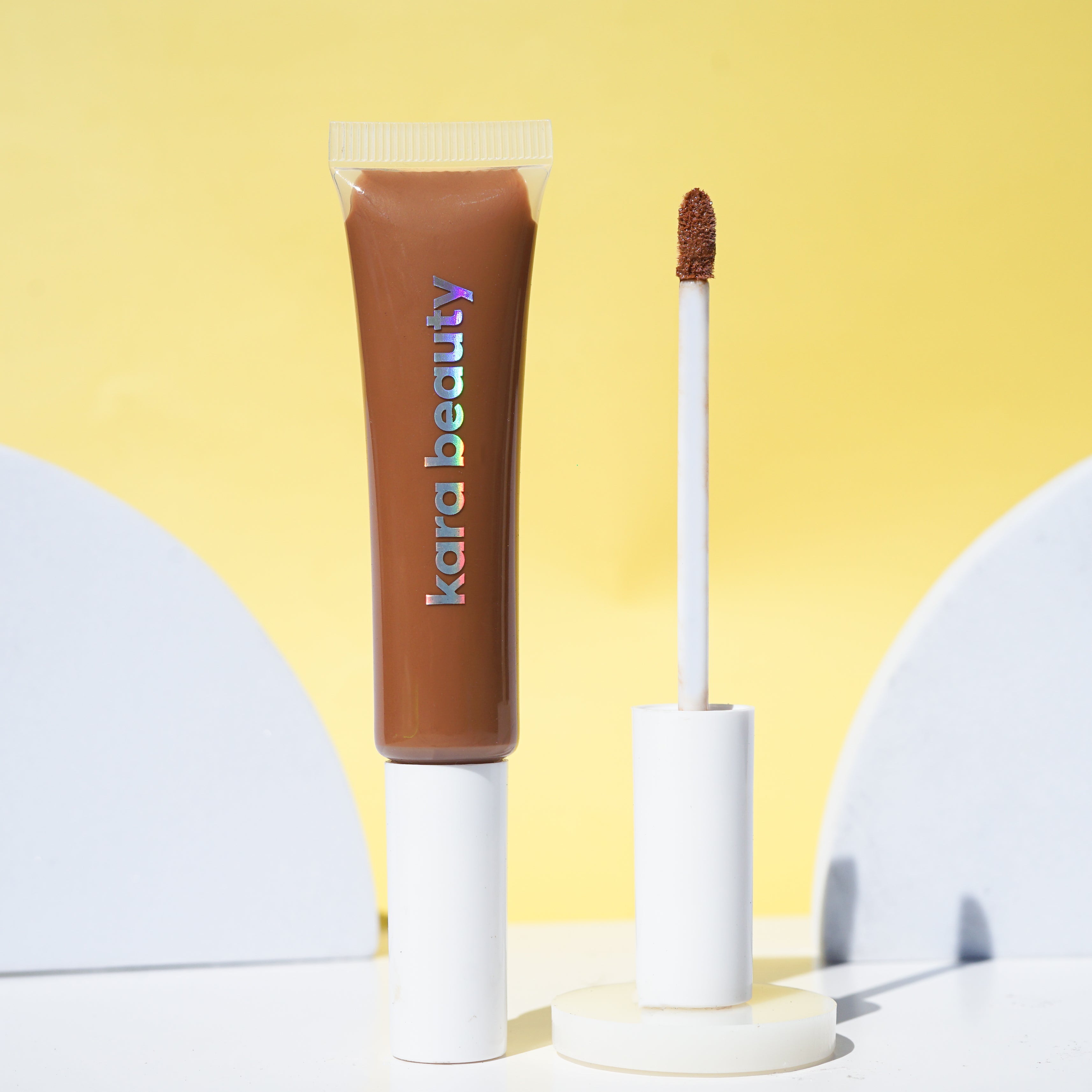 ESSENTIALS Eye Primer - Translucent Deep