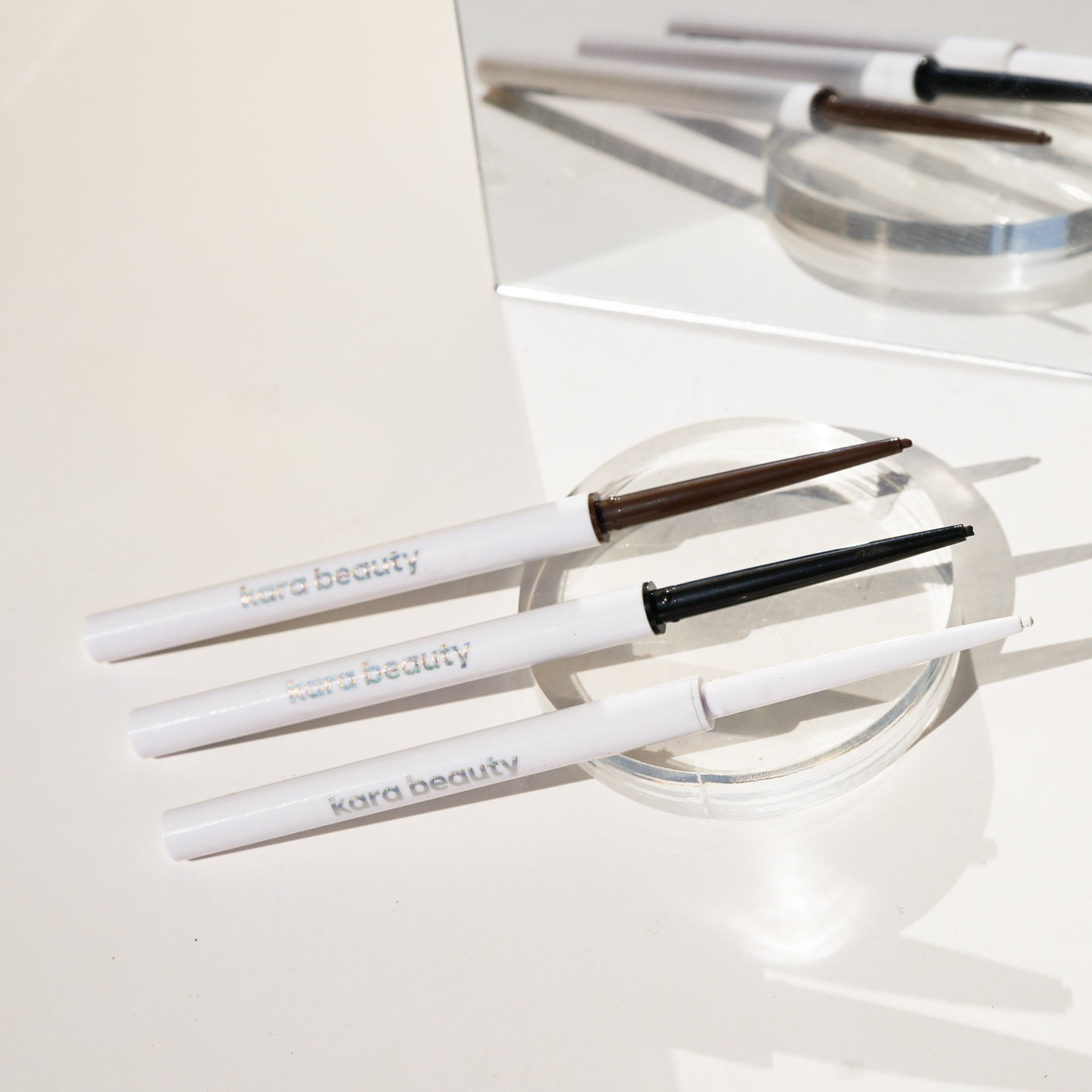 ESSENTIALS Pro Liner - Black