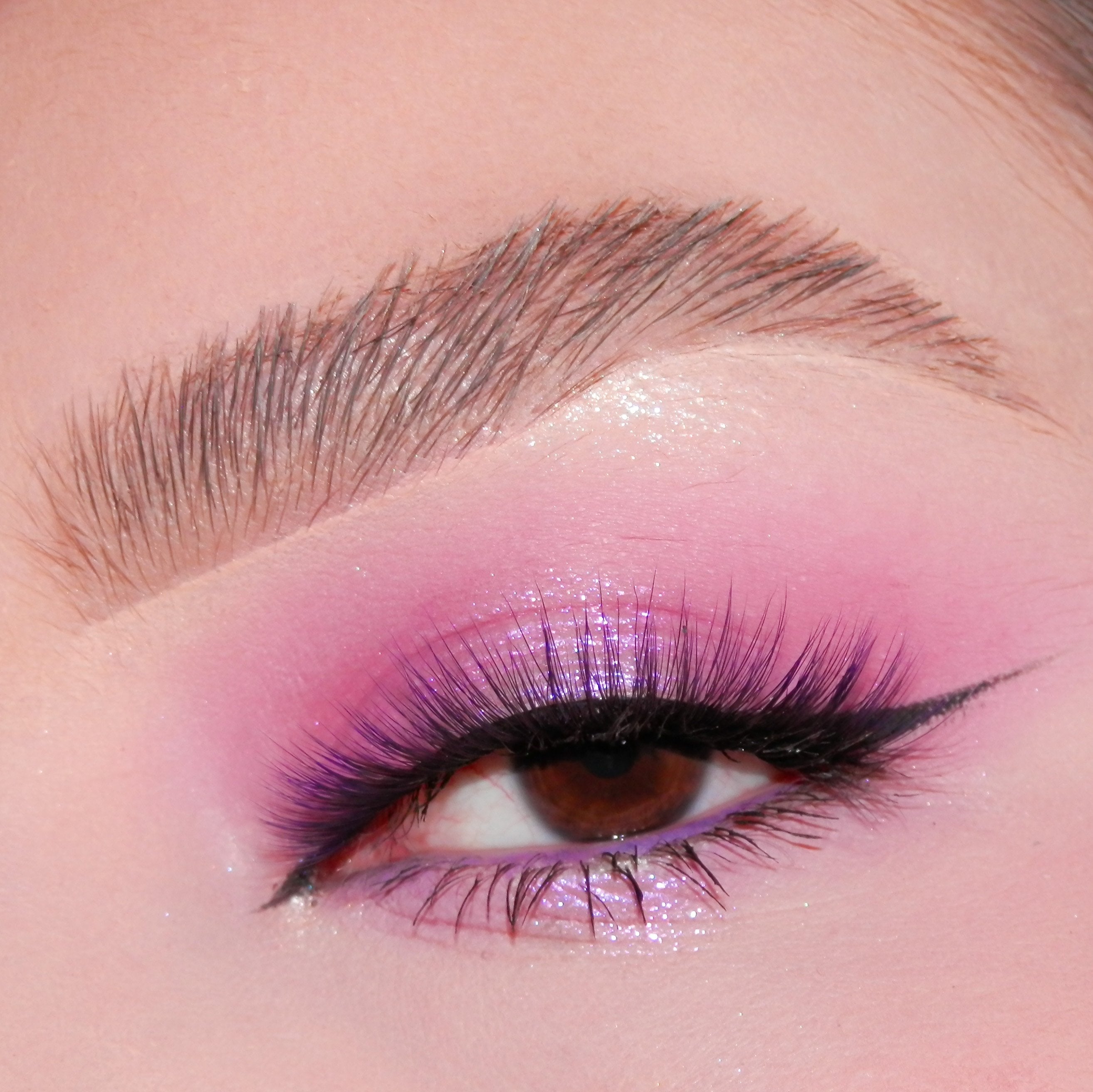 Purple ombre color 3D faux mink eyelashes on model
