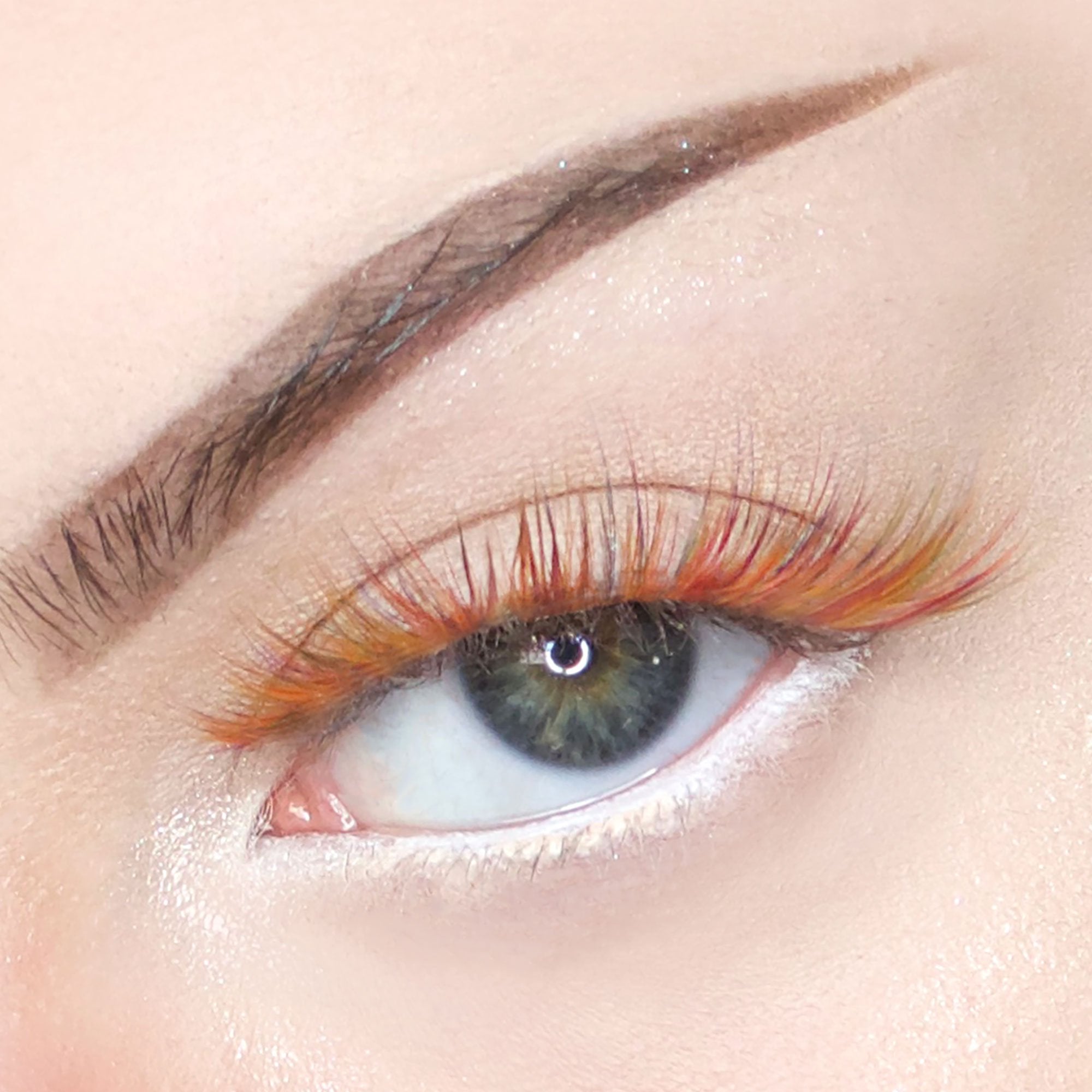 Multi-color 3D faux mink eyelashes on model