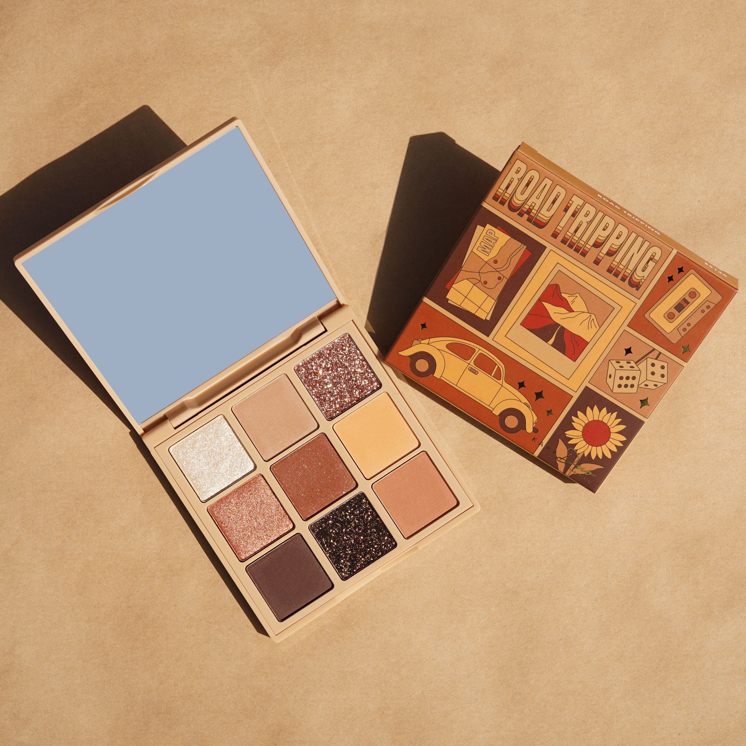 ES126 Road Tripping mini eyeshadow palette