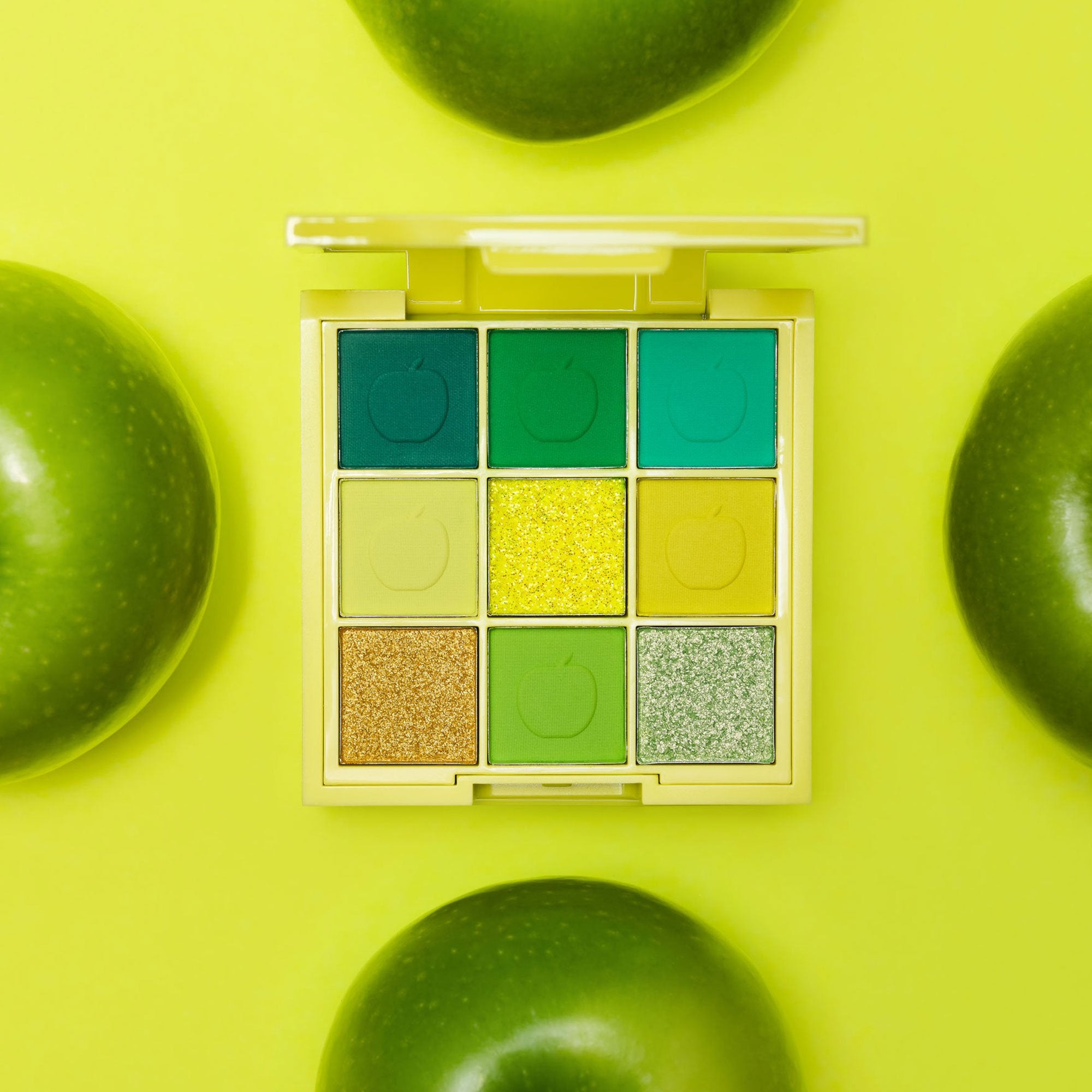 Sour apple scented mini eyeshadow palette 