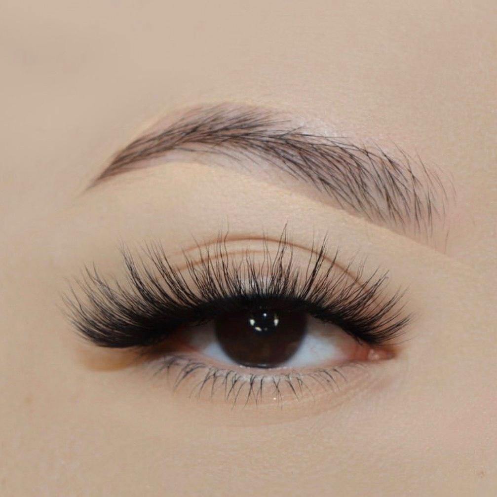 Style A14 Fabulashes 3D faux mink strip eyelashes on model