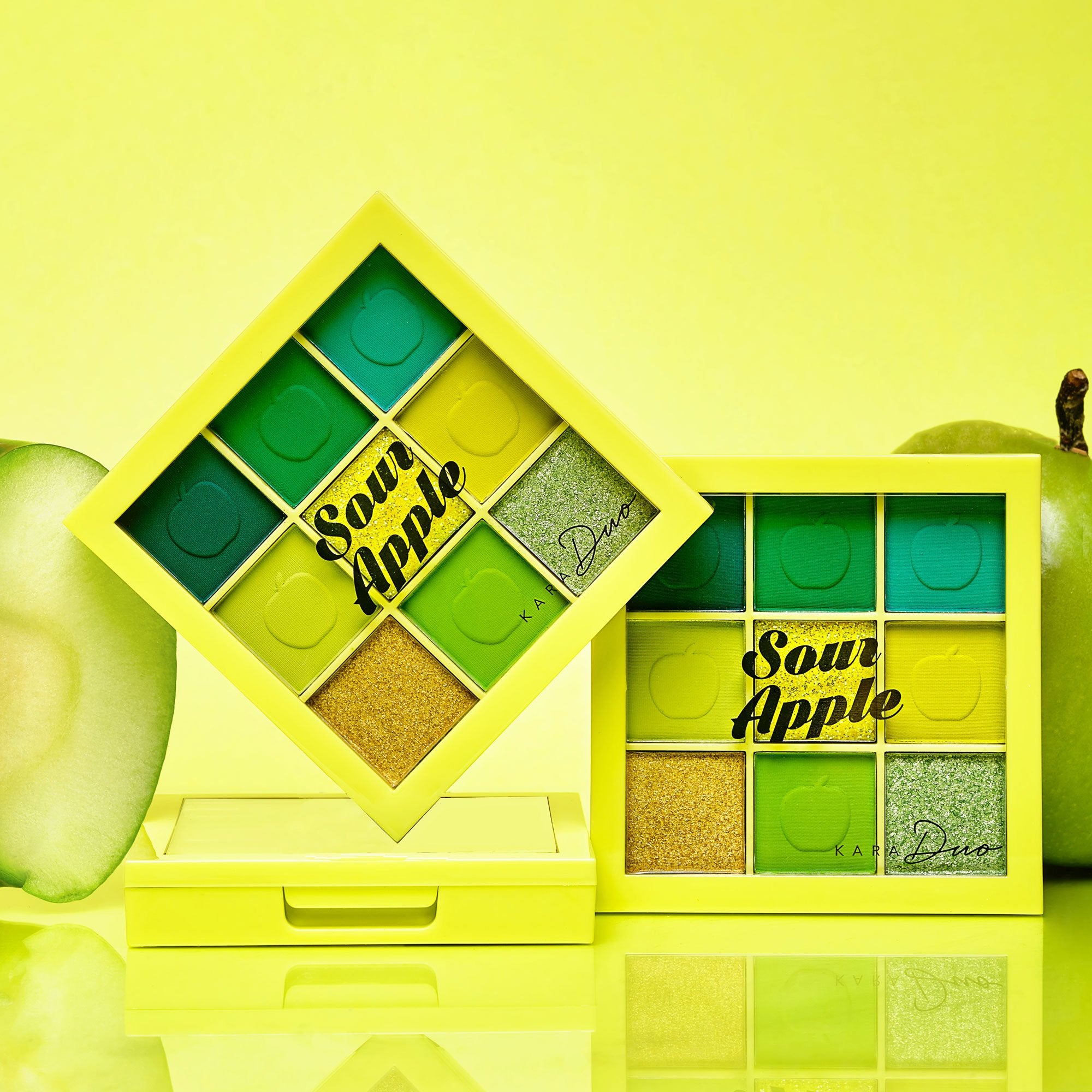 Sour apple scented green eyeshadow palette mini
